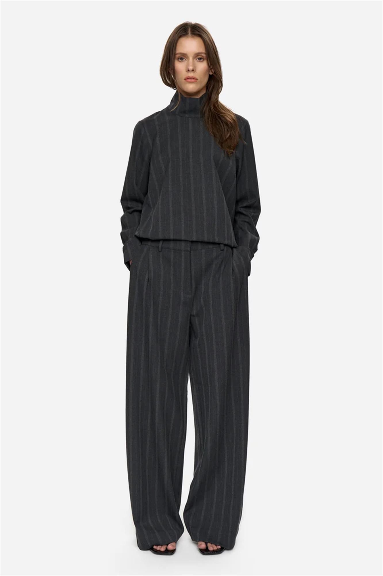 Minimum - Grijs Gestreepte Pauline blouse