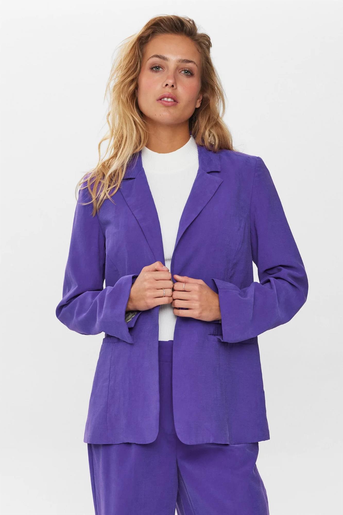 Nümph - Magenta Mercedes New blazer