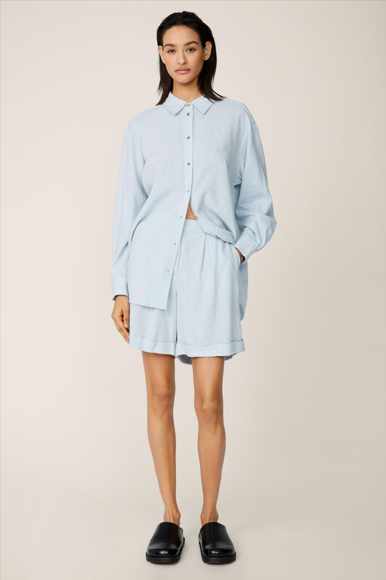 MOSS COPENHAGEN - Lichtblauwe Karima Ginia short